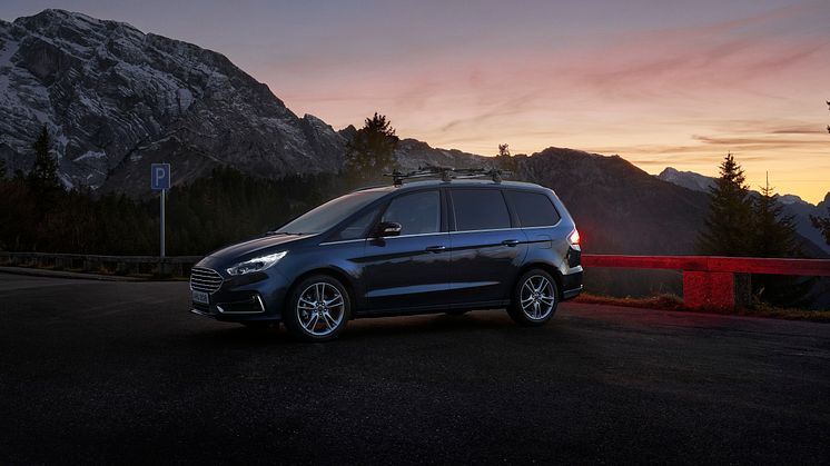 Ford S-MAX Galaxy Hybrid 2021