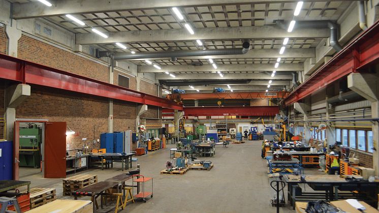 Södra Cell miljösatsar på LED-limpan - klimatsmart verkstadsbelysning