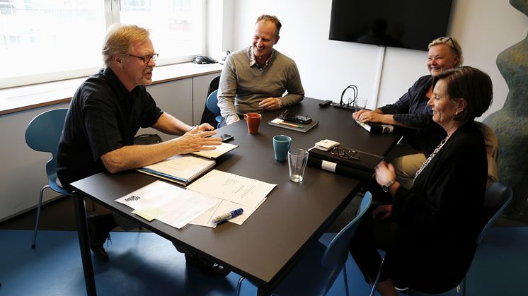Det har varit många diskussioner och överläggningar i styrelsen innan det första tilldelningsbeslutet togs.