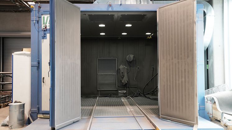Splitter ny, moderne lakkeringshall, gjør at Sporveien ikke lengre trenger å sende deler bort for lakkering