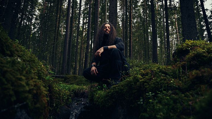 Urferd släpper sin nya singel ”Envig!