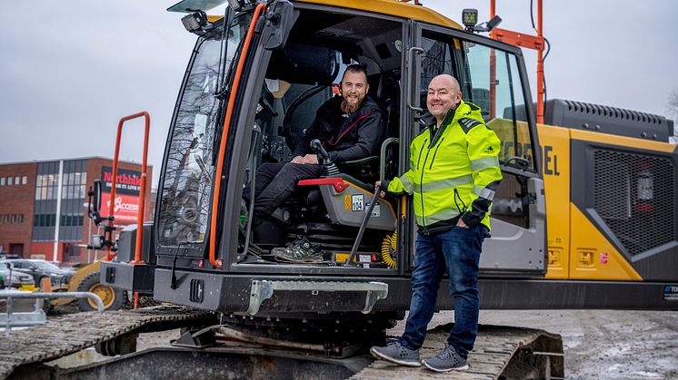 Johan Linder och Johan Åström, Grus Schakt i Umeå