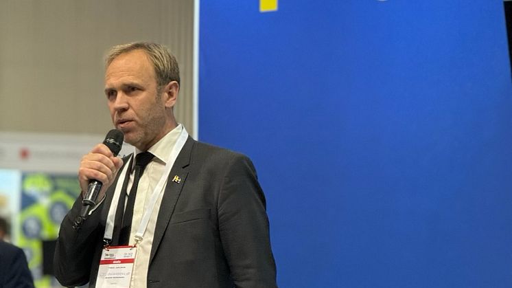 Tobias på rebuild Ukraine_.jpeg