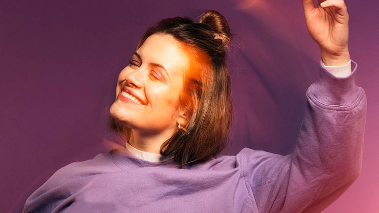Helena_Cover_2021_SeeMeNow.jpg