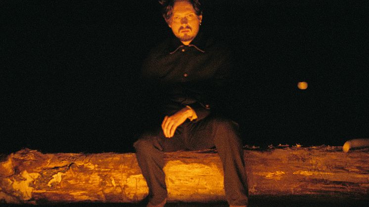 Den 18 mars kommer albumet Twilights med Jesper Lindell.