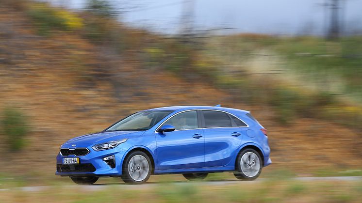 Kia Ceed 5d_Blue