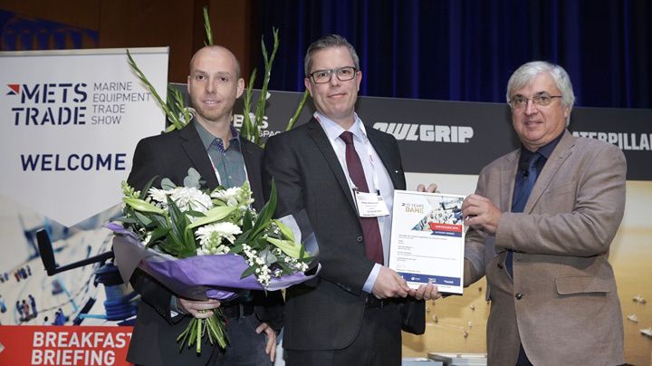 Dometic's Jörg Bernhart and Kester Petersson collect the DAME Design Award for the WAECO CRX at last year's METSTRADE