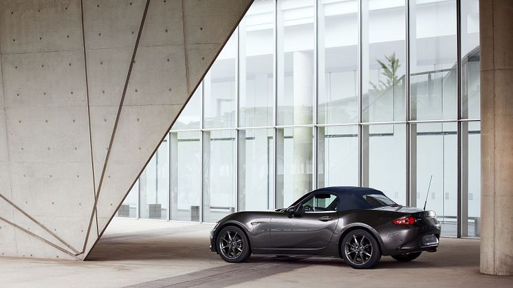 2022 MX-5 Terracotta