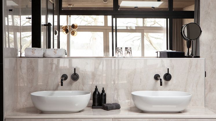 Dekton Arga wall cladding.jpg