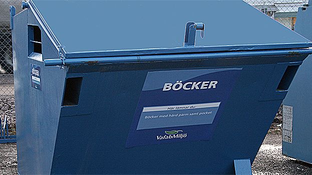 Nu kan du lämna gamla böcker till återvinning.