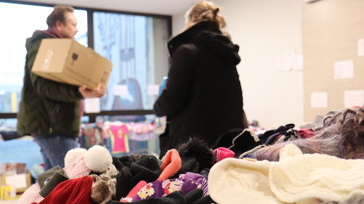 Studierende sammeln 1060 Euro mit Spendenflohmarkt für die Kinderherzhilfe