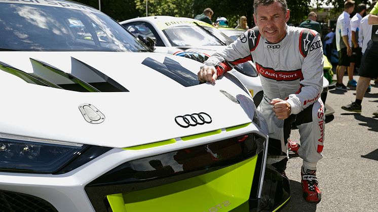 Audi R8 LMS GT2 og Tom Kristensen