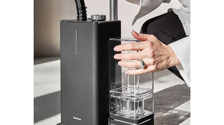  En effektiv steamer med stativ och patenterad Start & Stop-funktion från SteamOne
