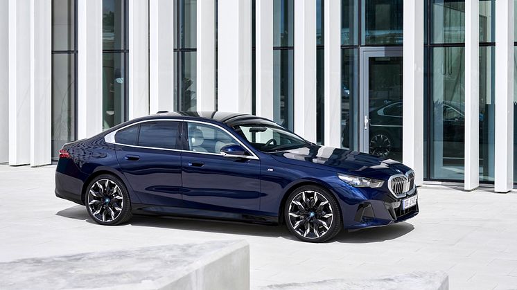 BMW i5 xDrive40: en tredje helelektrisk version av nya BMW 5-serien