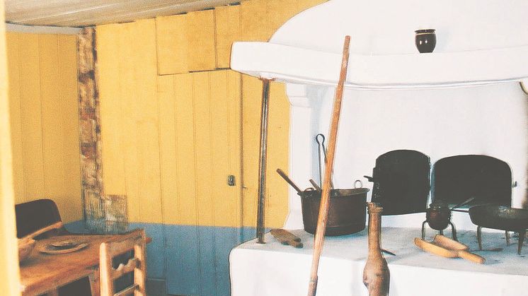 Järnbärarens hem, Hem i Haga.
