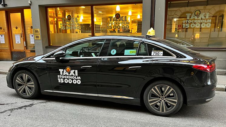 Under 2024 kommer resenärer i Taxi Stockholms bokningskanaler att även få möjlighet att boka elbilar