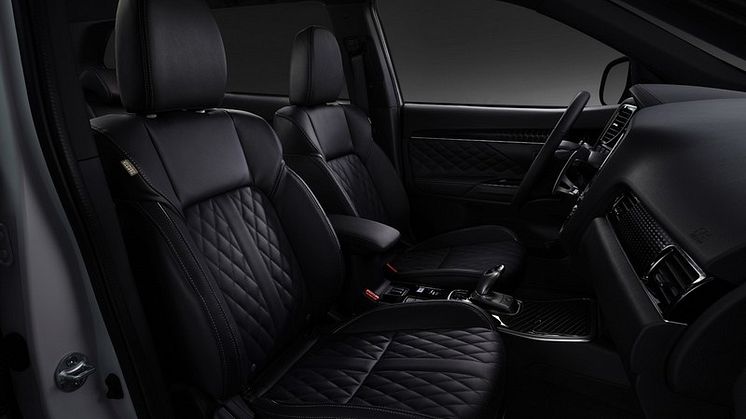 Outlander PHEV 2019 interiør