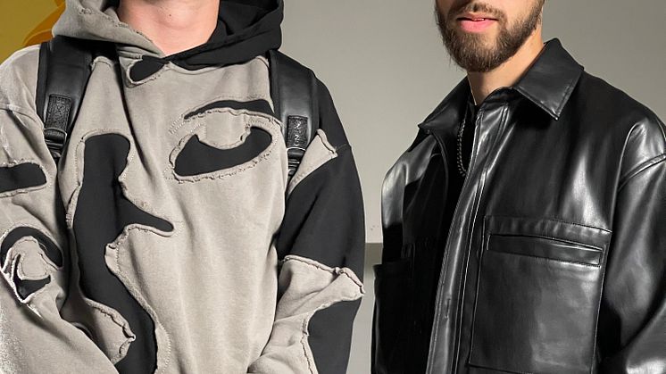 Lucaz (th) och Chico (tv) - MÅNTE BRA - Press - 2022