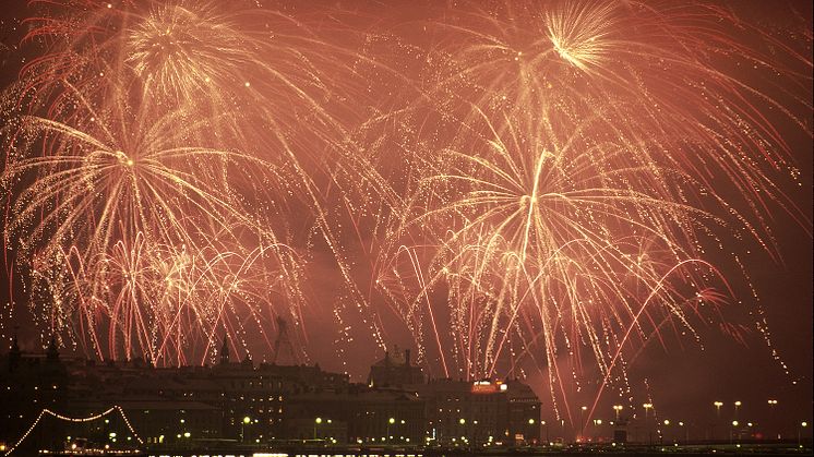 Nyårsfyrverkerier över Stockholm 2001. Foto: Mark Markefelt, Nordiska museet