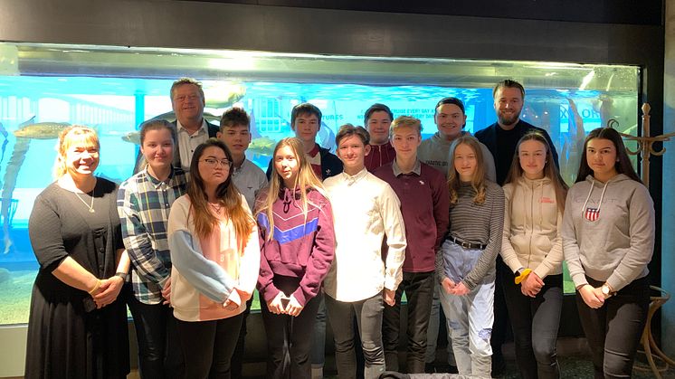 Fra venstre: Aud Johanne, Sofie, Harald Tom, Mona, Eric, Lilly, Erlend, Onny, Lavrans, Sindre, Elias, Maria, Martin, Sigrid og Alice.