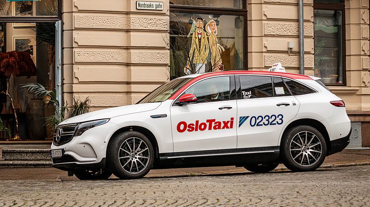 Oslo Taxi bil hel logo