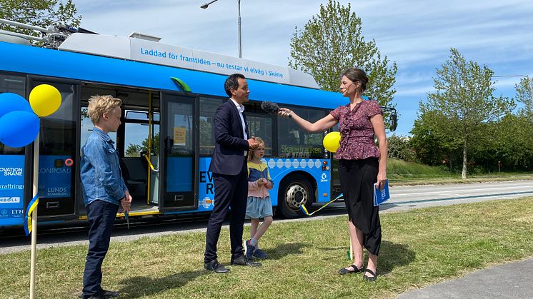 The Evolution Road was inaugurated by Philip Sandberg, Mayor of the city of Lund, Maia Nilsson and Jonatan Nilsson. 