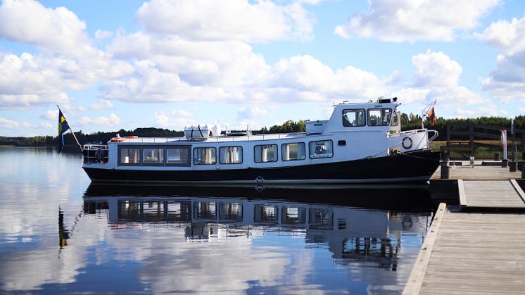 Båtbussäsongen förlängs med turer till Jäverön under september.