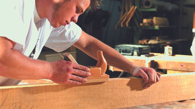 Die "Tischler-Rente" ist eine leistungsstarke und nachhaltige Lösung für die Altersvorsorge. Foto: Marketing Handwerk