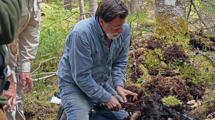 01_08_TheCurseOfOakIsland_S06