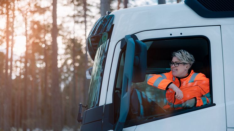 DB Schenker testar helelektrisk tung lastbil i långväga trafik