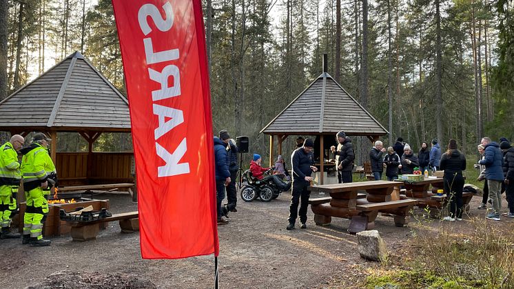Invigning-kronoparksskogen-grillhus
