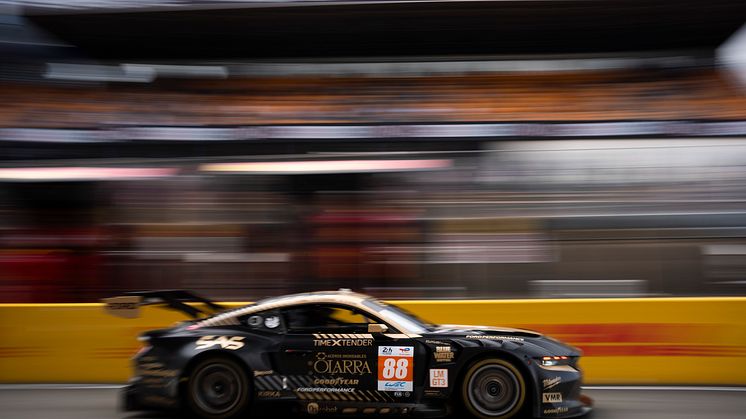 24t Le Mans Ford Mustang GT3 (4).jpg