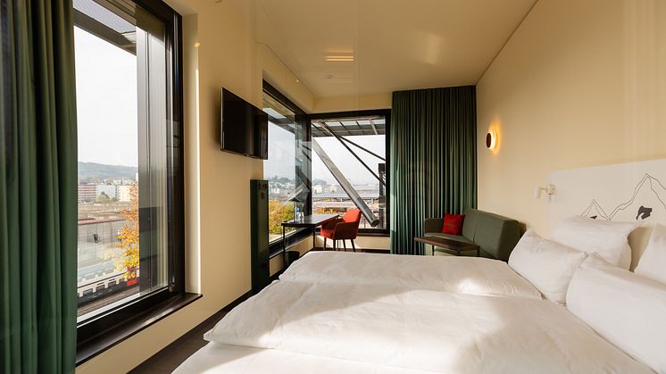 Deluxe Doppelzimmer im a-ja City-Resort Zuerich_© Christopher Tiess für a-ja Resort und Hotel GmbH