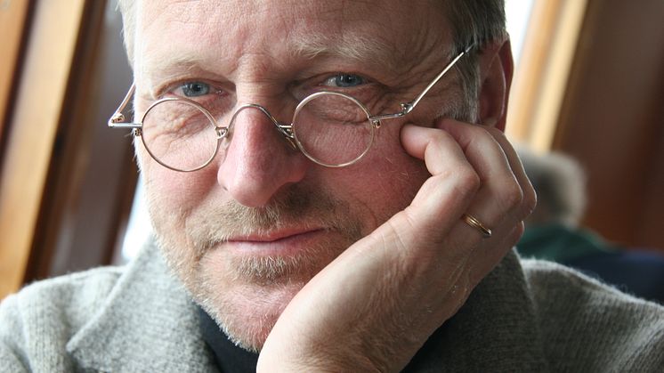Författarporträtt: Tommy Hellsten