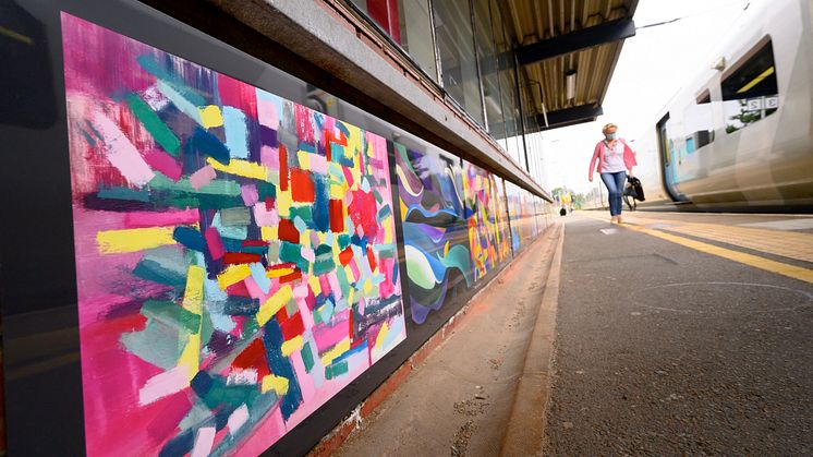 Radlett platform art