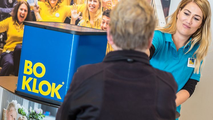 Turordningslapparna ska stoppas i BoKlok-kuben vid säljstarten