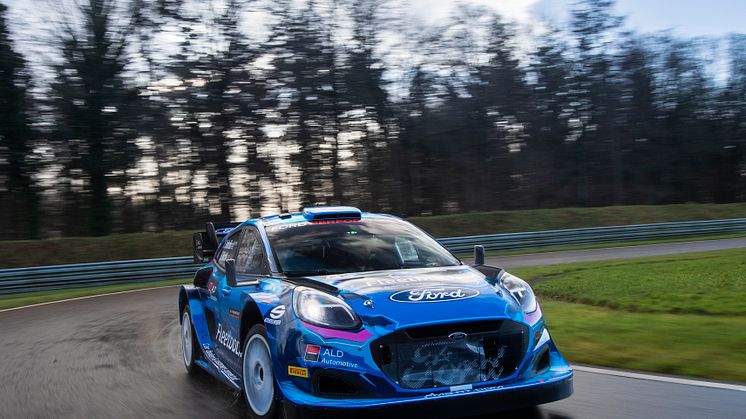 0424_DG_Ford_Rally1_23