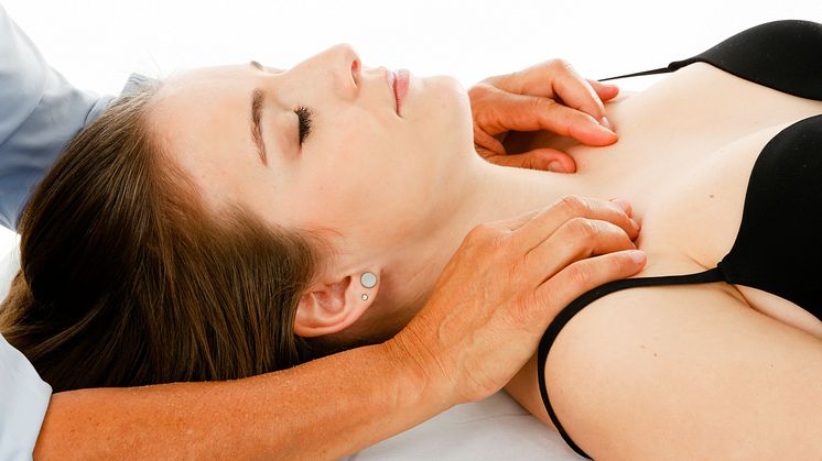 Wohl doch nicht so innovativ: Krankenkasse streicht Osteopathie-Erstattung / VOD rät zu Vergleich und Kassenwechsel