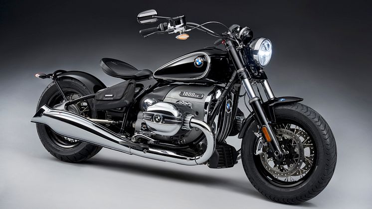 BMW R18