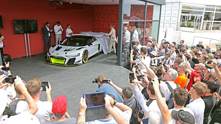 Audi R8 LMS GT2