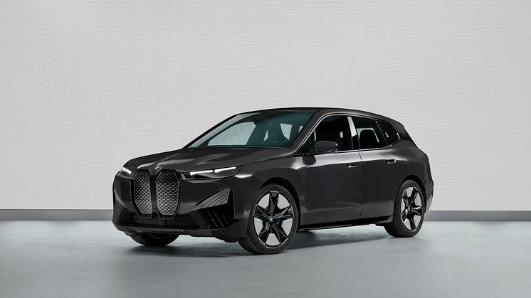 BMW iX Flow featuring E Ink