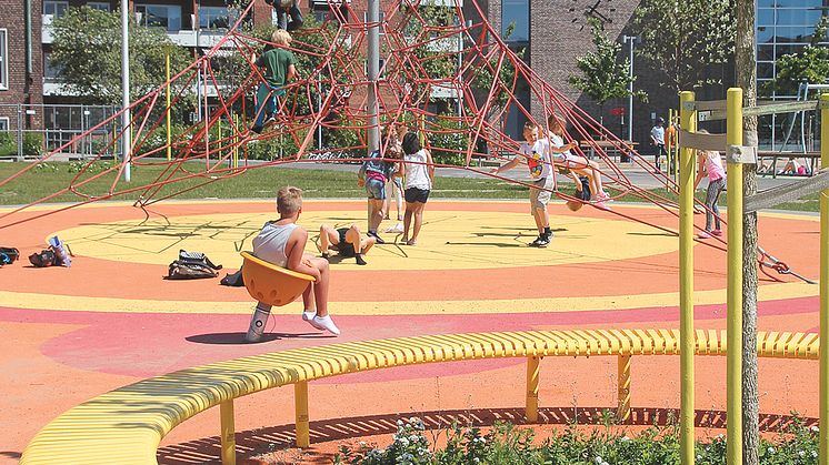 Pressinbjudan: Tårtkalas i Tågaparken i morgon