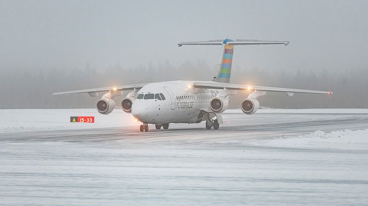 First flight today (December 22nd), SAS from London Heathrow starting next Saturday December 28th.