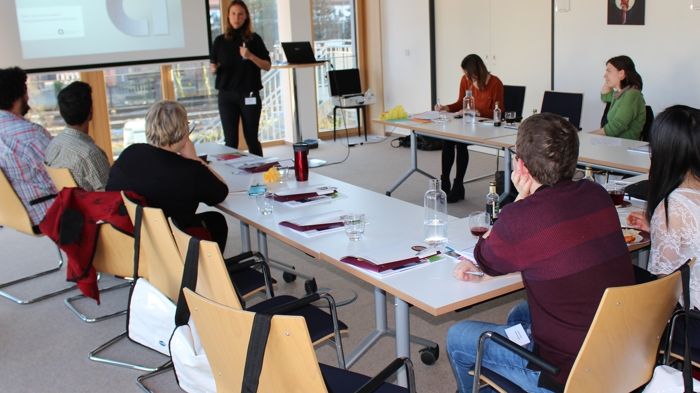 Jessica Hanneken diskutierte mit Studierenden bei der Gesundes Kinzigtal GmbH über Perspektiven für junge Heilberufler. Foto: privat