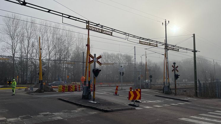 Järnvägskorsning vid Finlandsvägen stängs för fordonstrafik