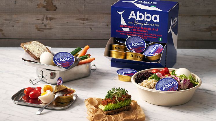 Abba Grovhackad Makrillfilé i tomatsås finns nu tillgänglig i praktisk portionsförpackning och kräver ingen kylförvaring.