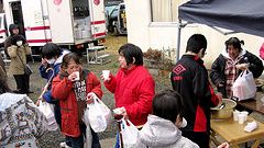Frälsningsarméns katastrofhjälp pågår  i Japan -  trots problem med bensinbrist, snö och kyla