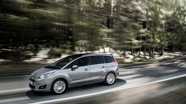 Nya generationen Peugeot 5008_sida_dynamisk