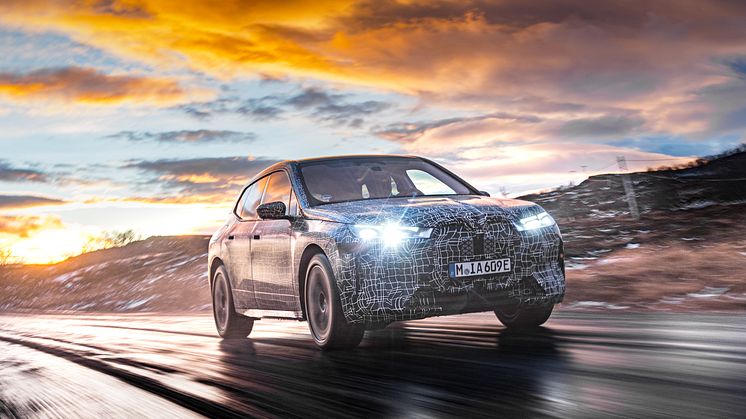 BMW iX i Norge