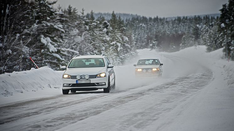 Riski piilee renkaissa - Näin ajat turvallisesti joulunviettoon (katso myös video)